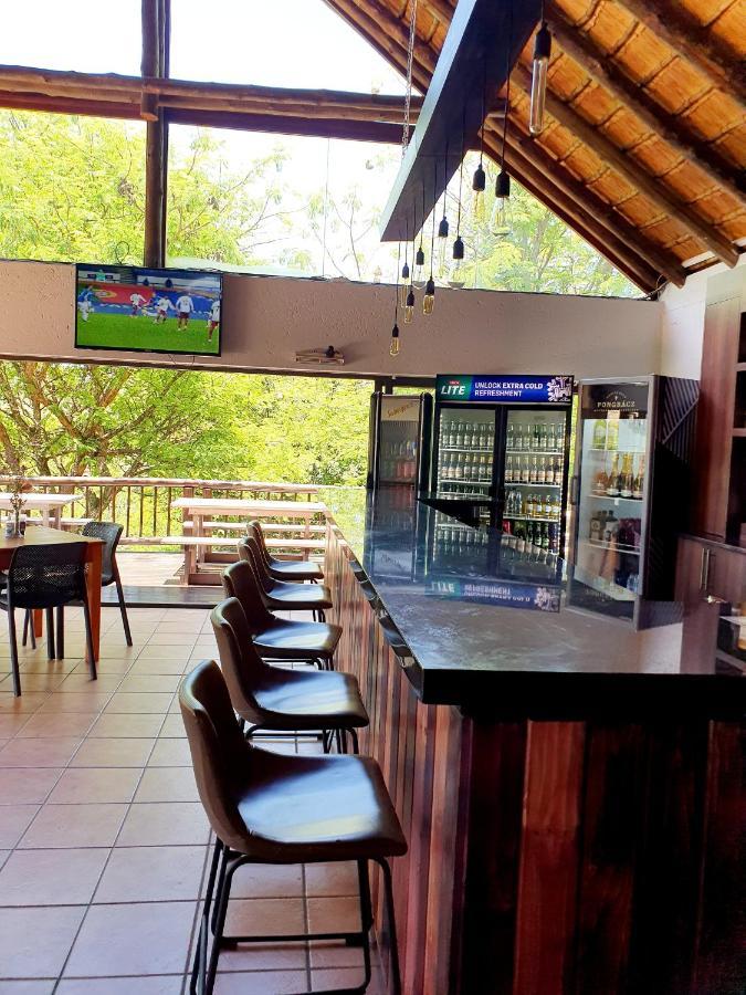 Merry Monte Casino Lodge House In Fourways Sandton Exterior photo